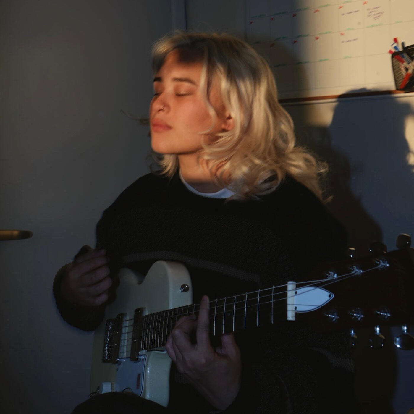 Релиз Space Song