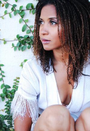 Tracie Thoms