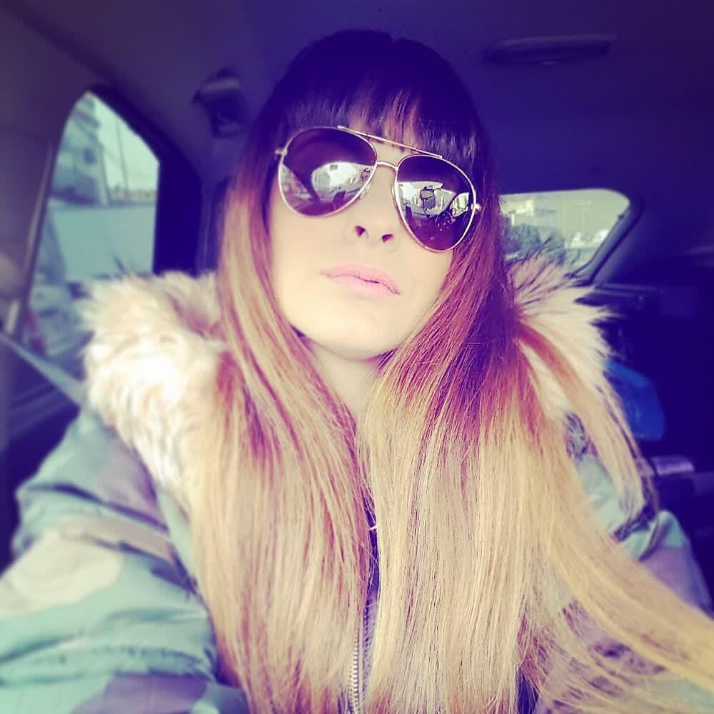 Релиз Lejos de Aquí