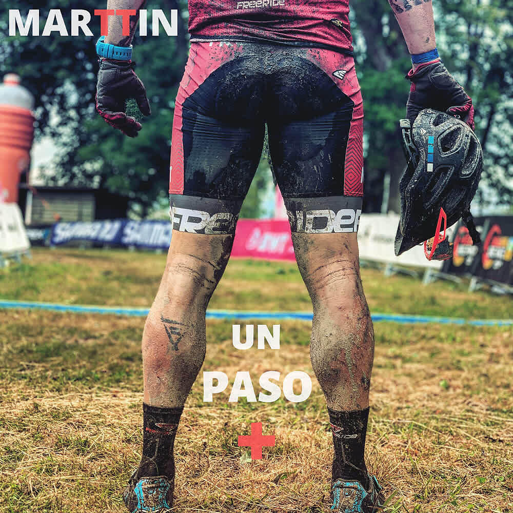 Релиз Un Paso Más
