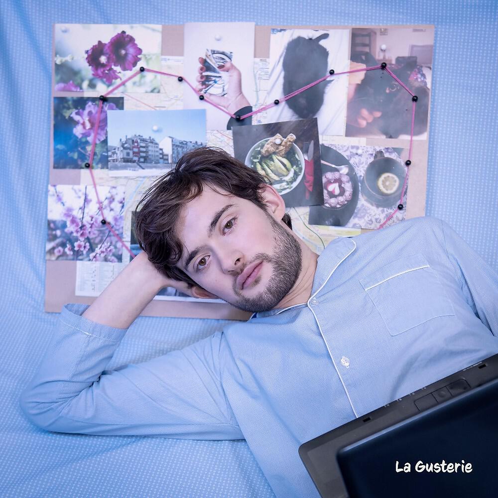 Релиз La fille d'internet