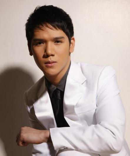 Gerald Santos