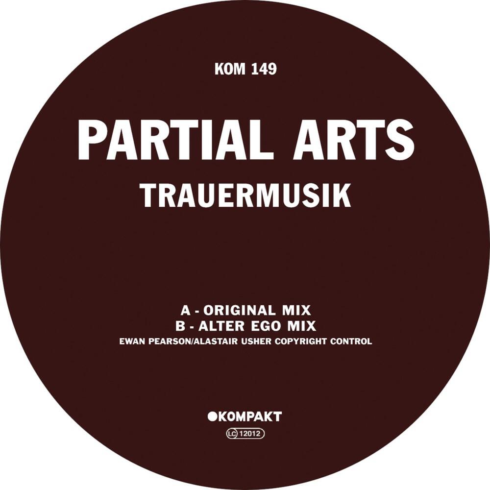 Релиз Trauermusik