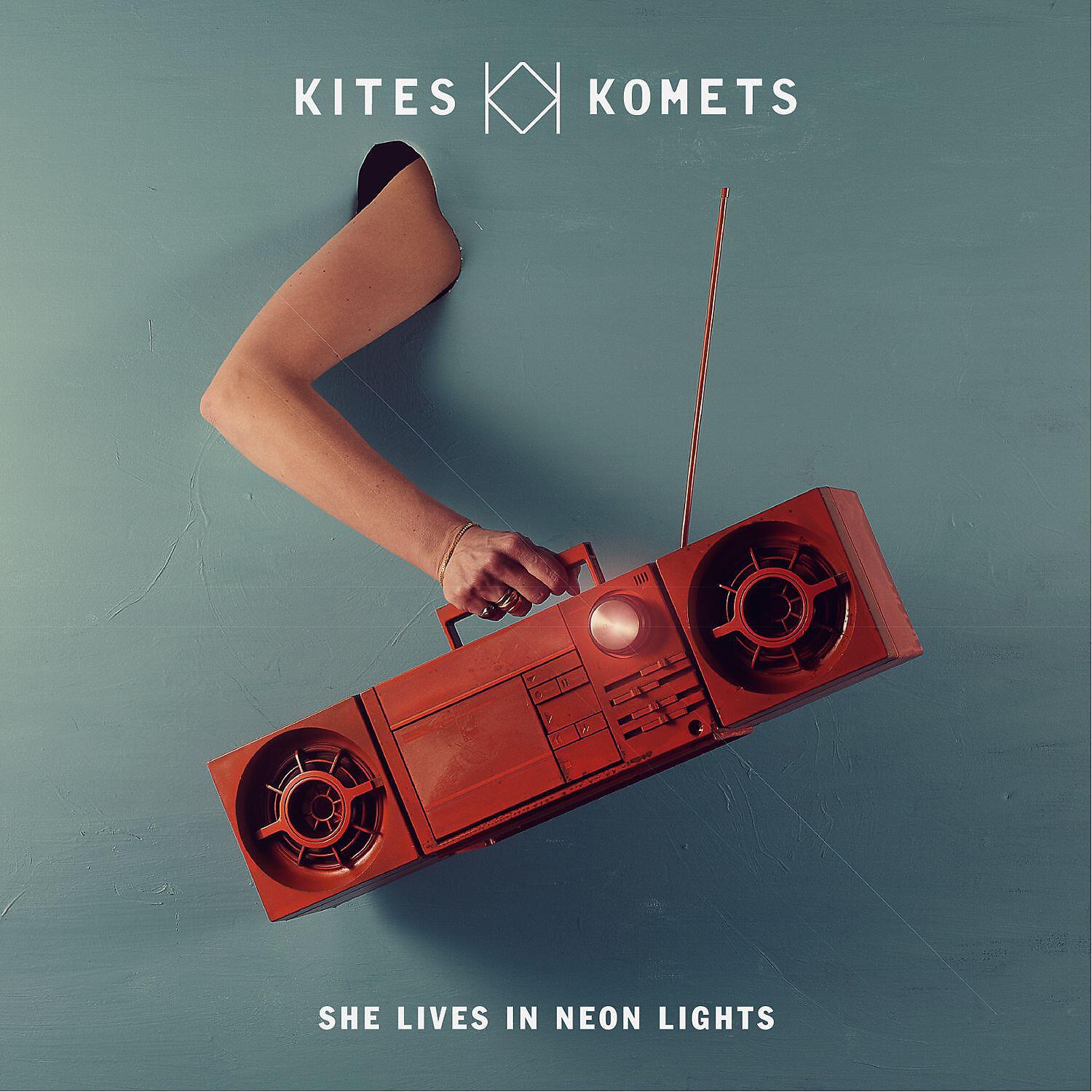 Релиз She Lives in Neon Lights