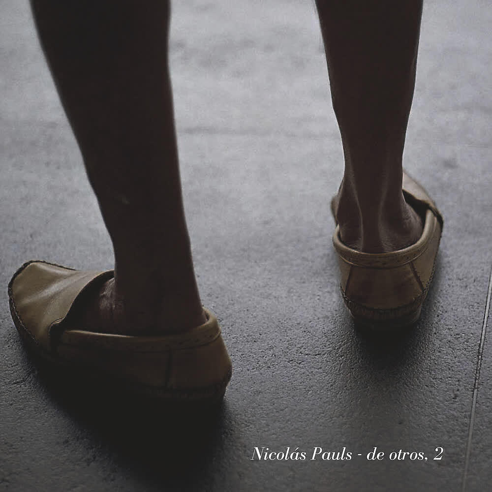 Скачать песню Nicolás Pauls, Hilda Lizarazu - Helpless бесплатно в MP3 для Android и iOS