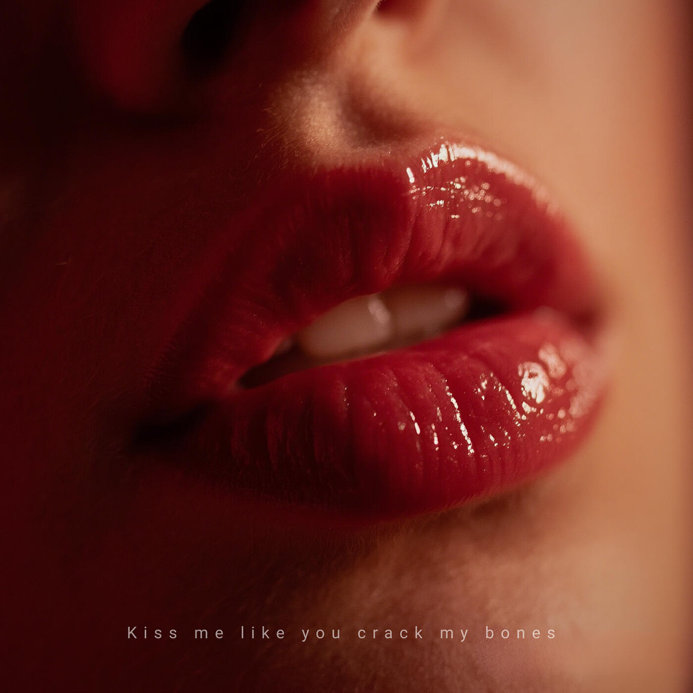 Релиз Kiss Me Like You Crack My Bones