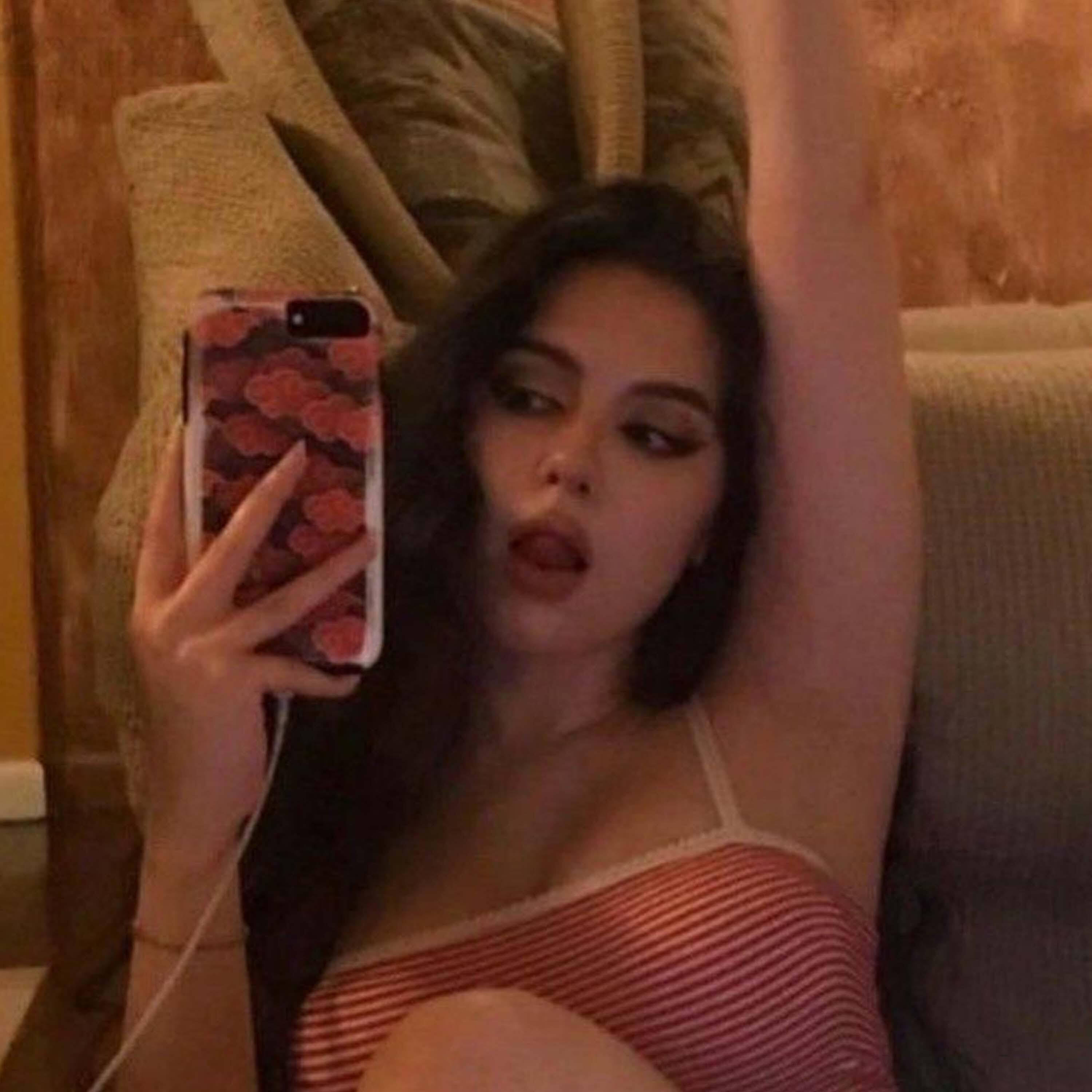 Релиз Daddy Issues