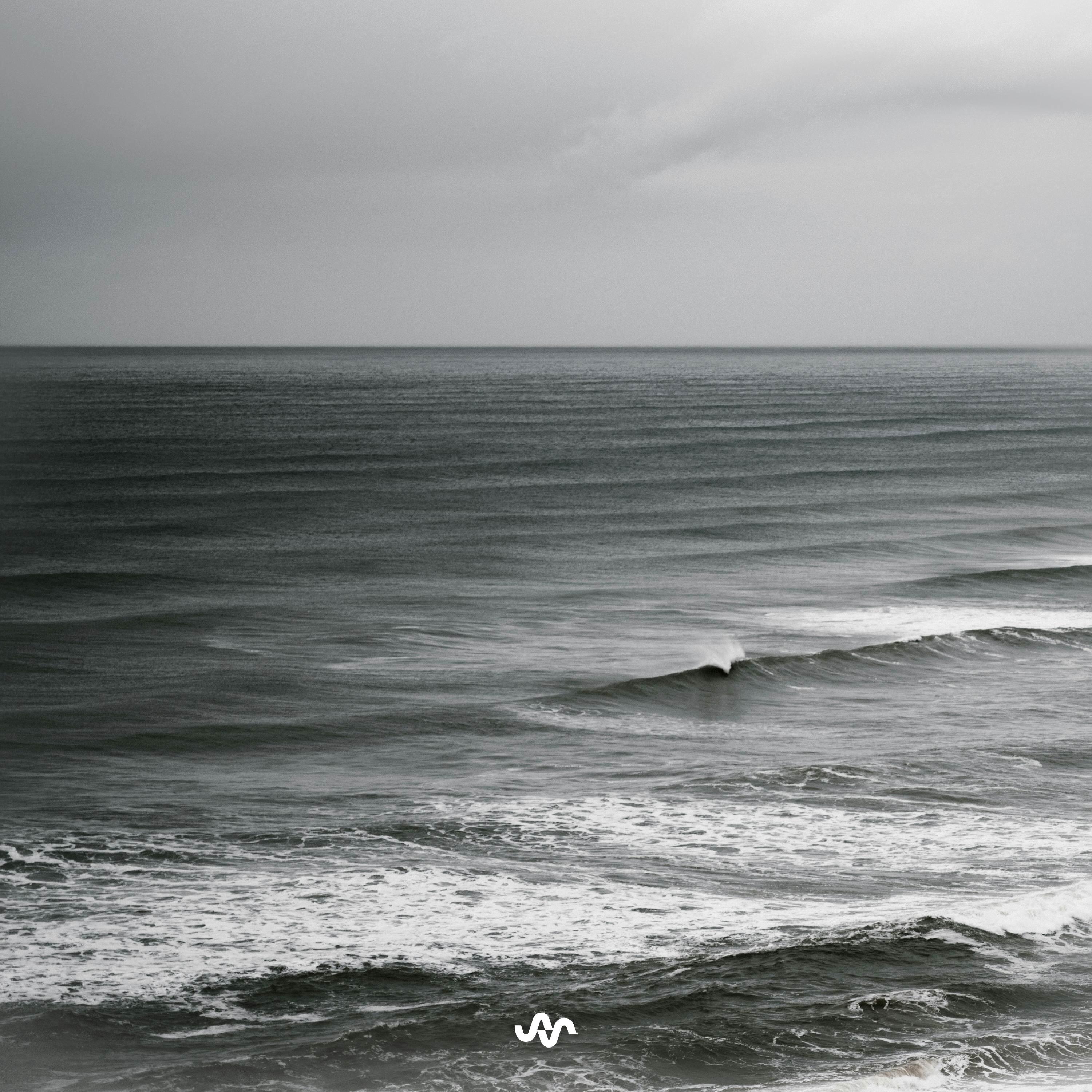 Релиз Moving Tides