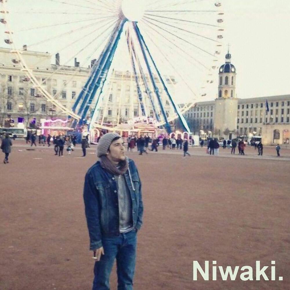 Релиз Hélas...