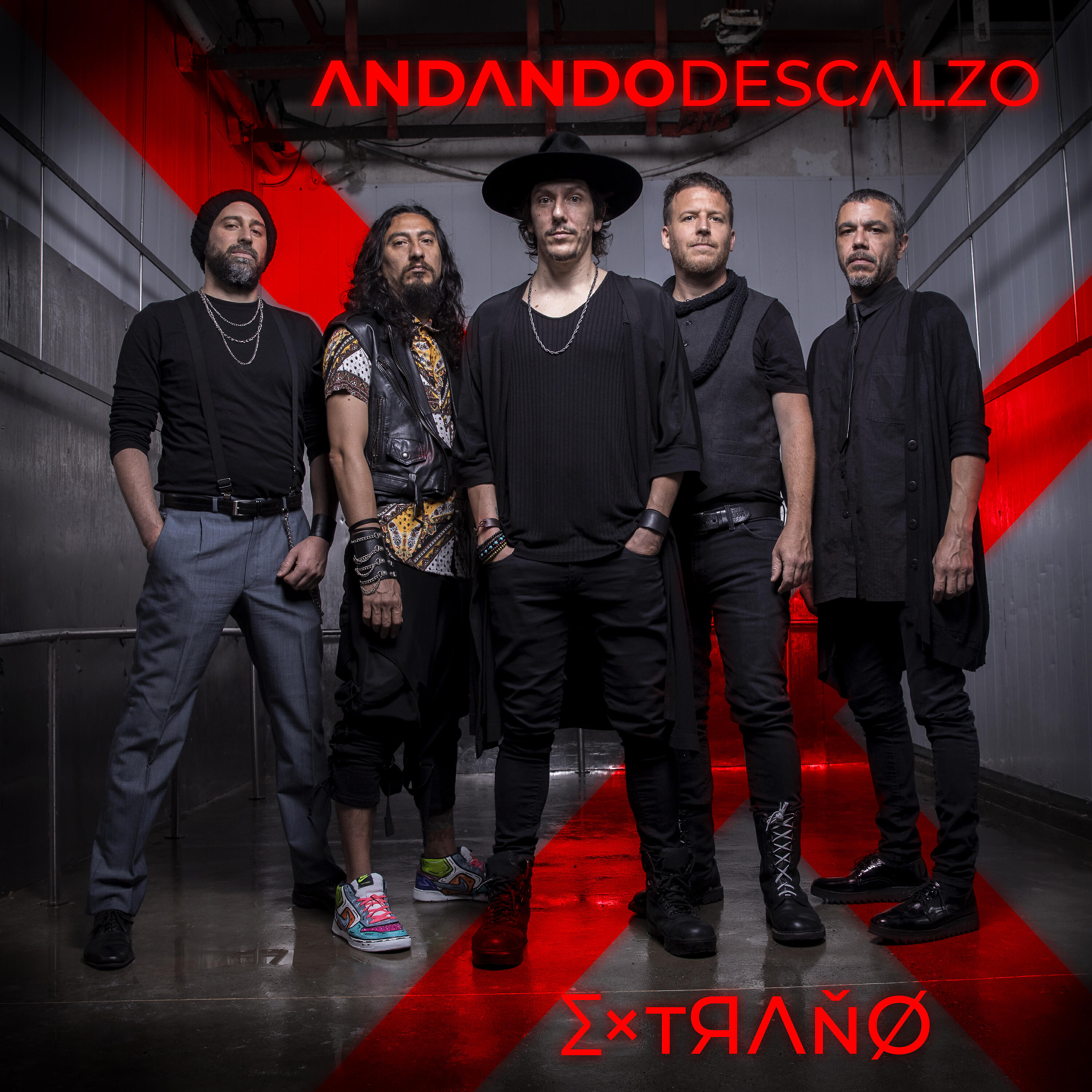 Скачать песню Andando Descalzo, Hilda Lizarazu - Esquinas бесплатно в MP3 для Android и iOS