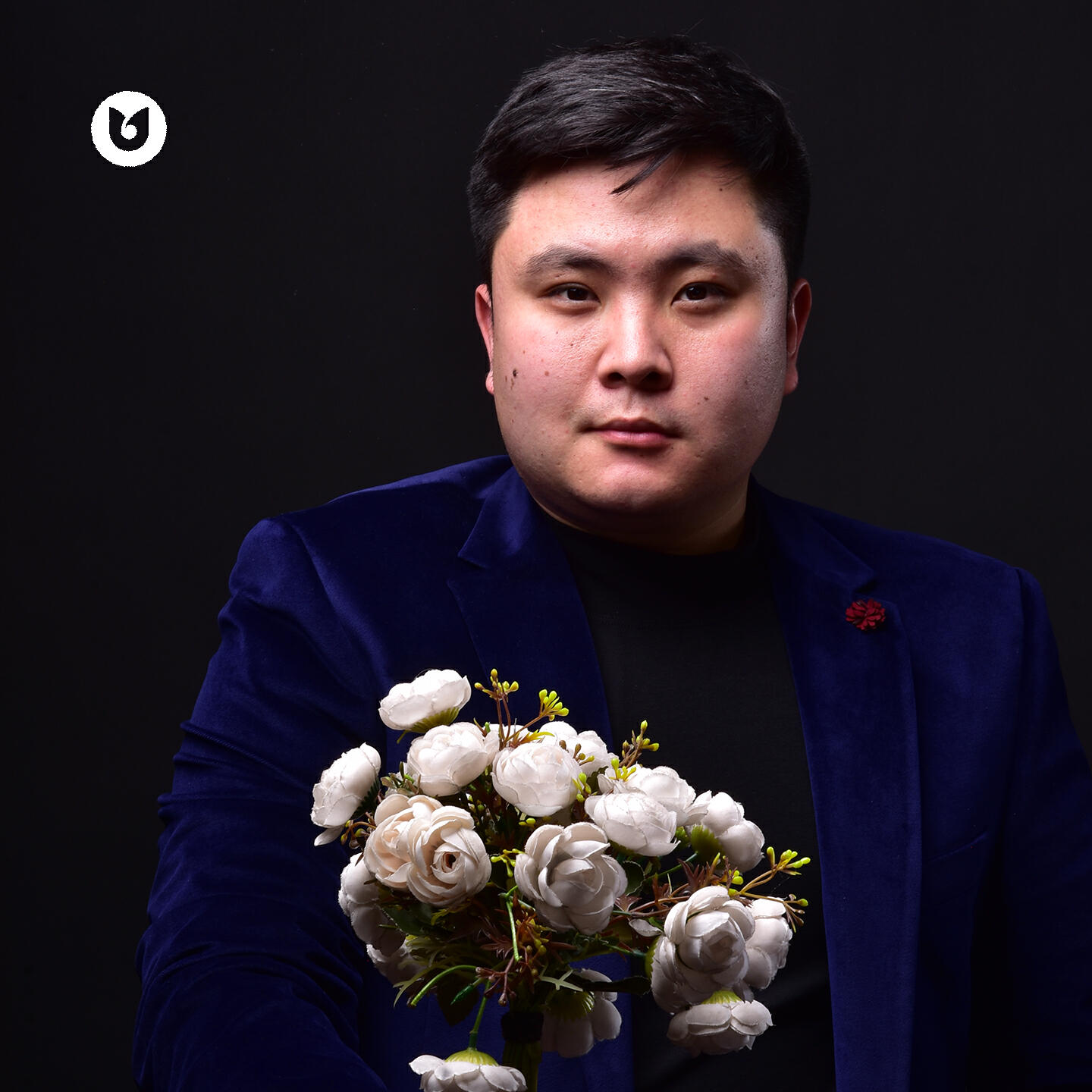 Релиз Орамал таққан келіншек