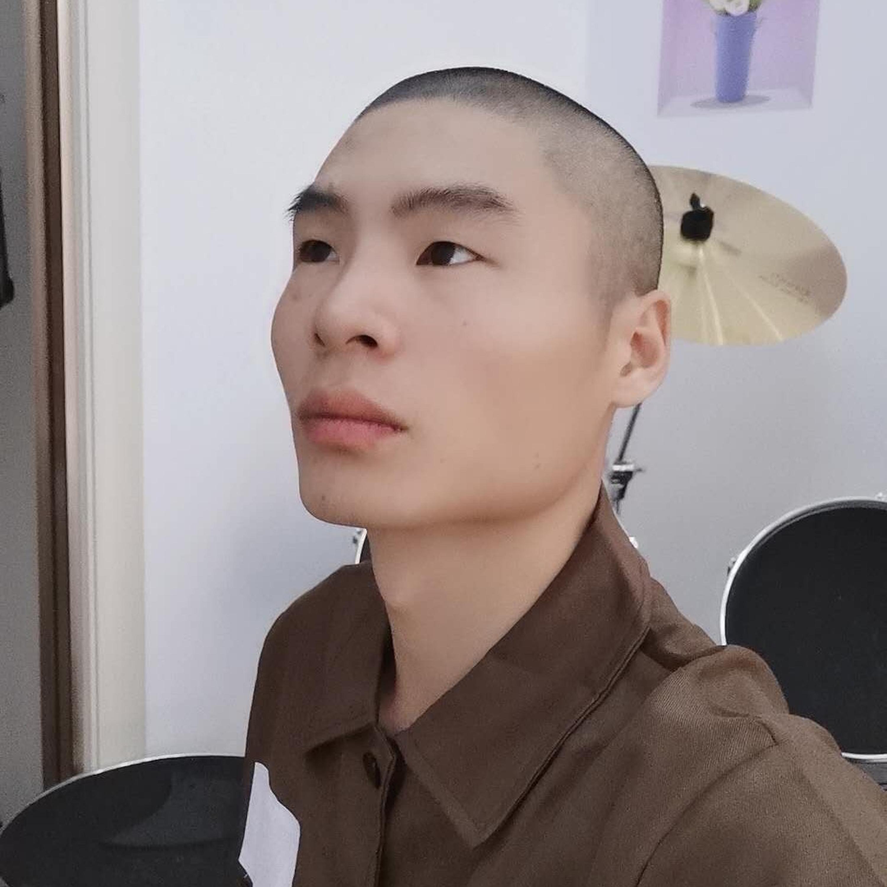 Релиз 爱上成熟的你