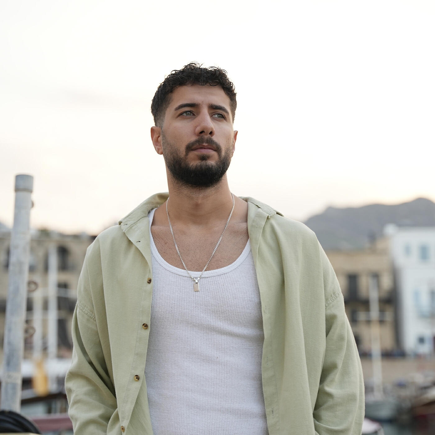 Релиз Bi̇lmeden