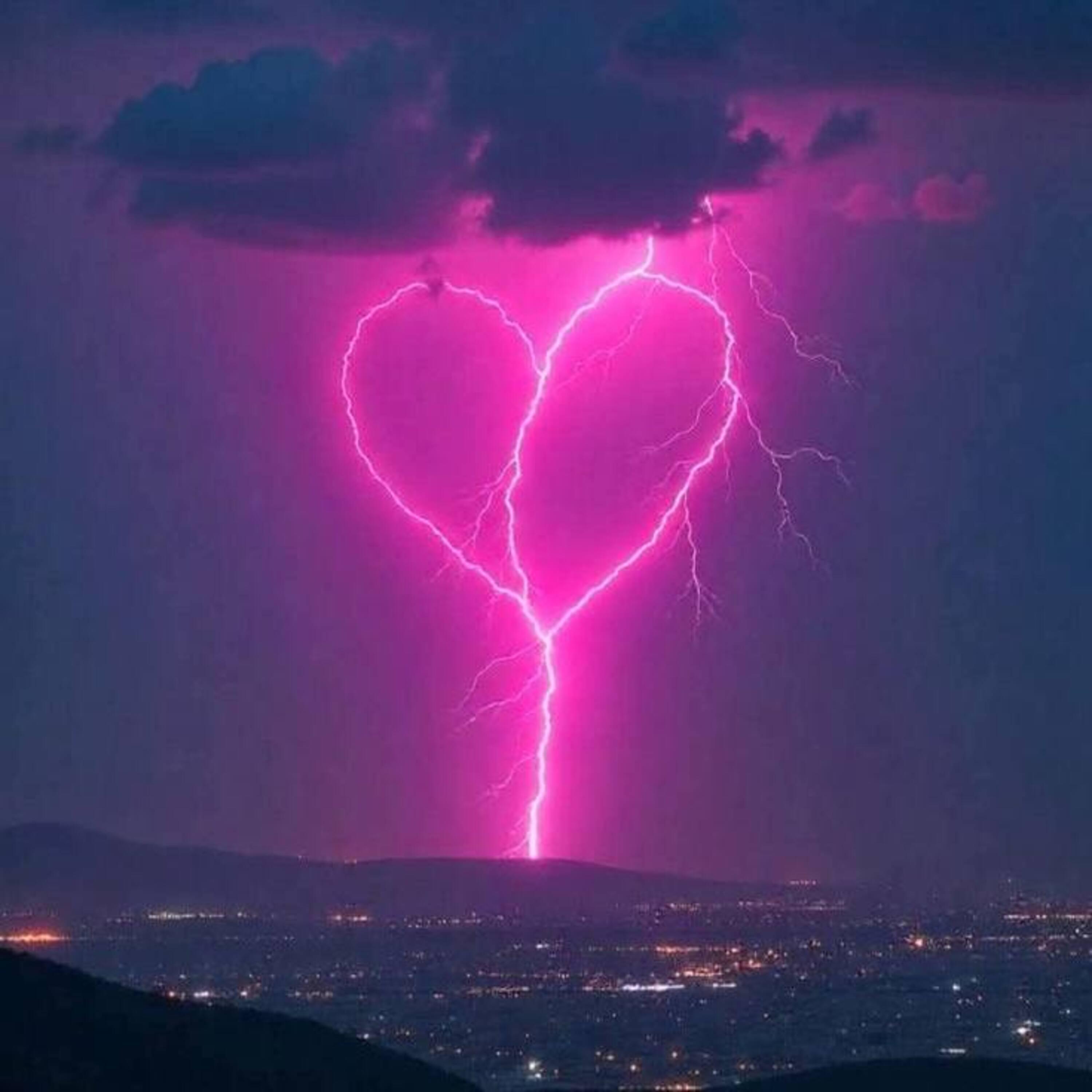Релиз ASTROTHUNDER