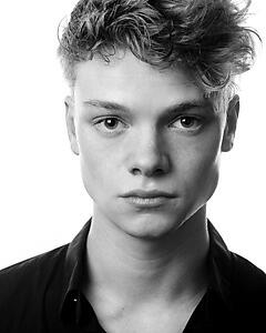 Tom Harries