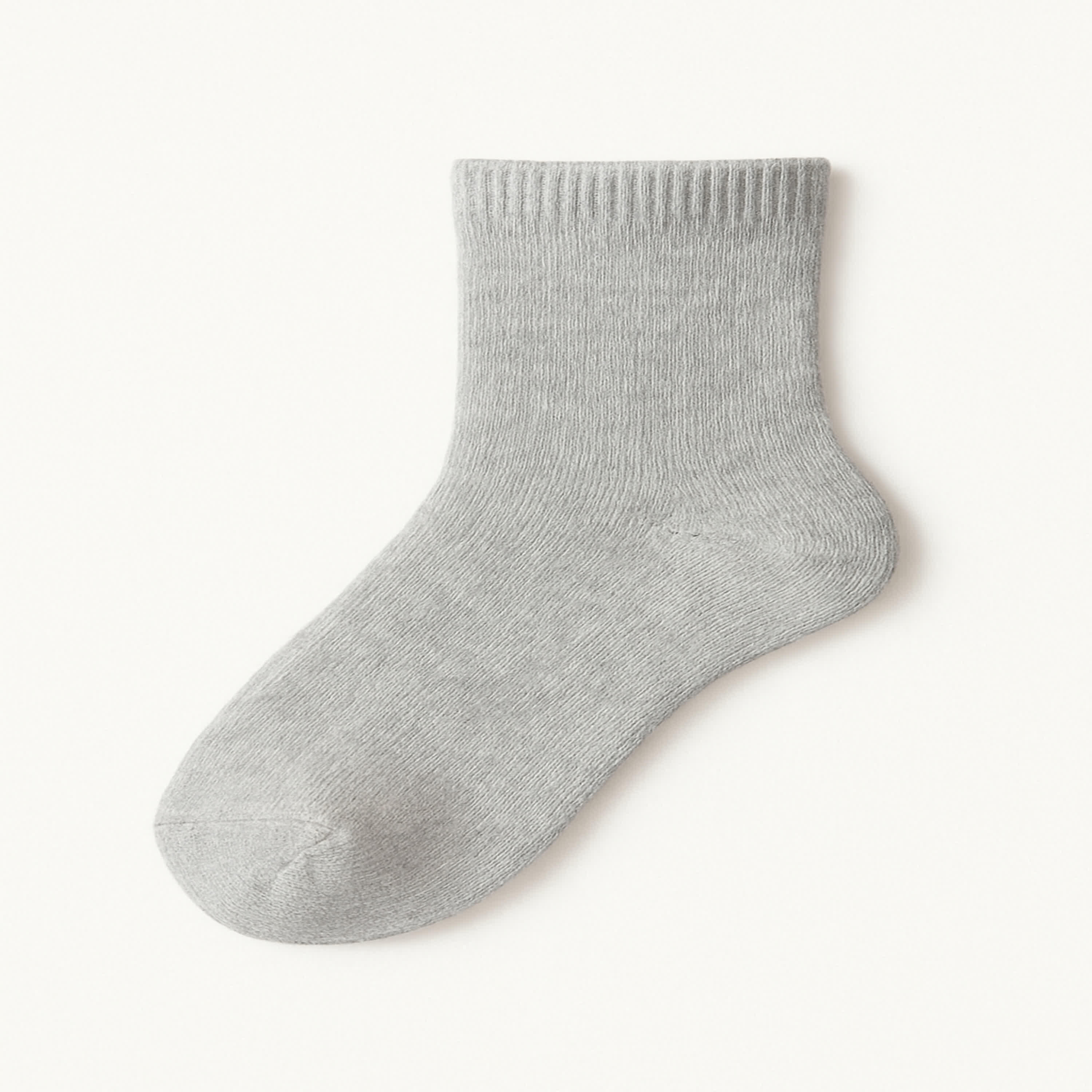 Релиз ONE SOCK HIDING UNDER THE BED