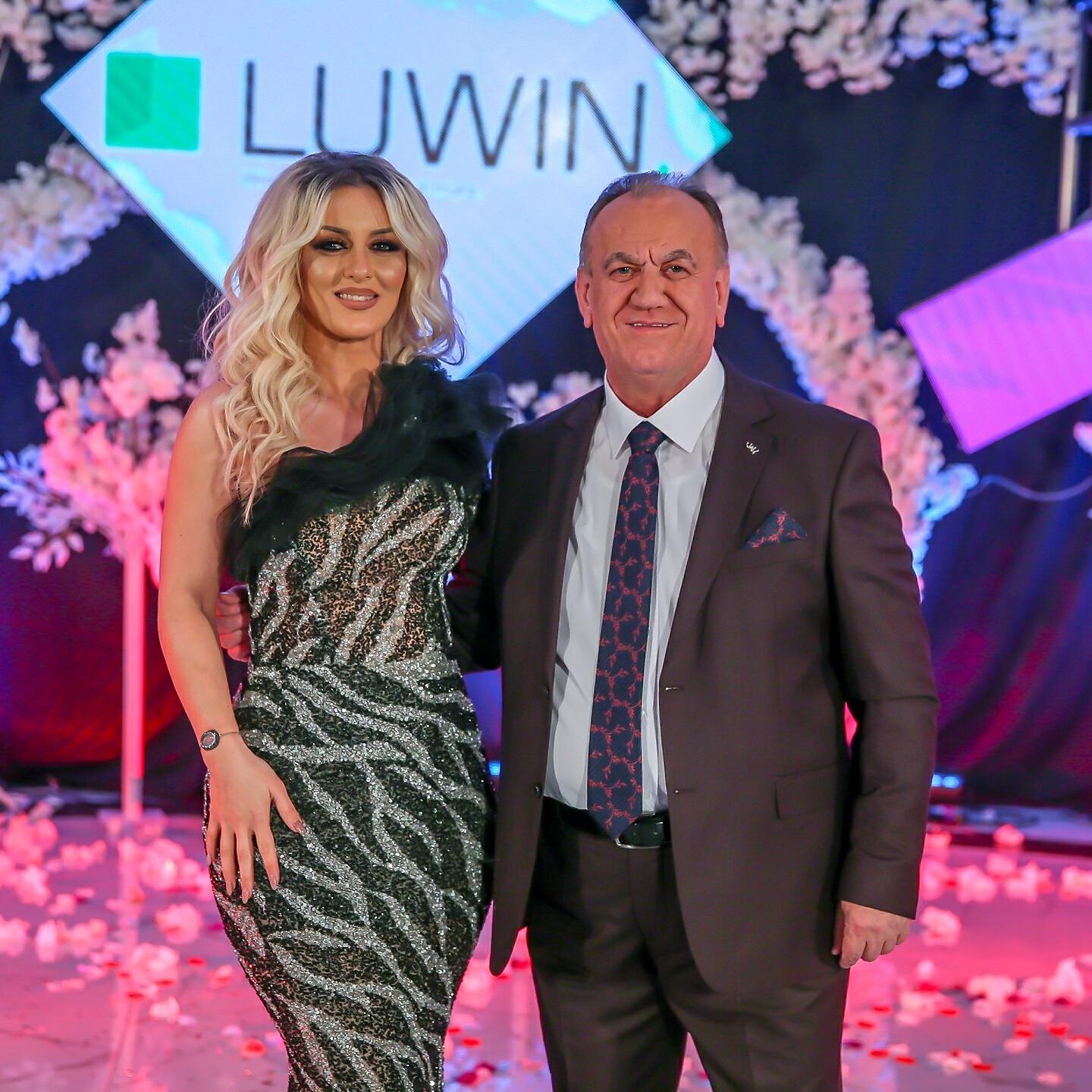 Vjollca Selimi dhe Shamikuqet