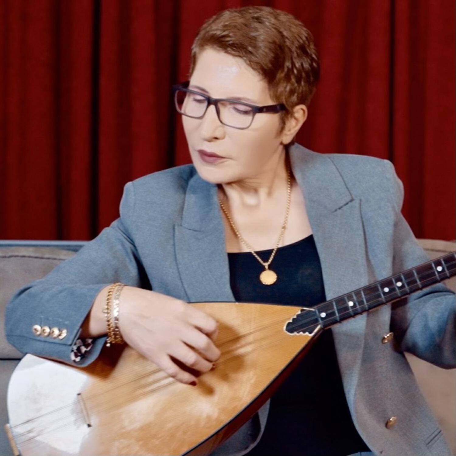Релиз Ömrümü Söktü