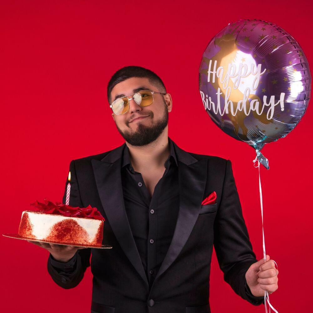 Релиз Happy Birthday