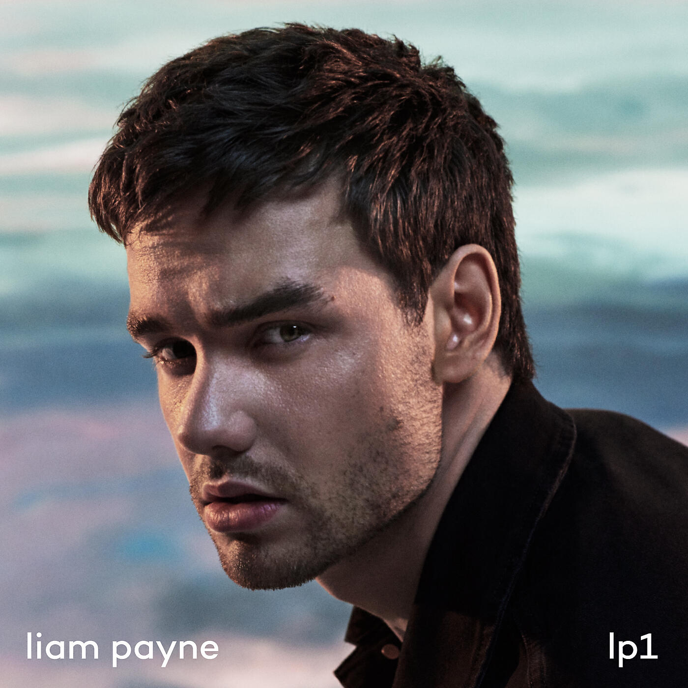 Liam Payne - Bedroom Floor
