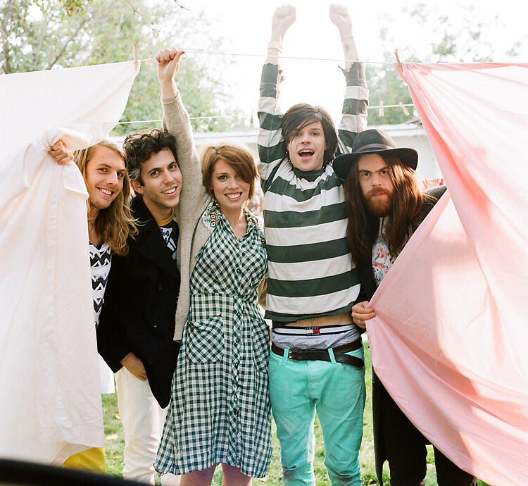 Grouplove
