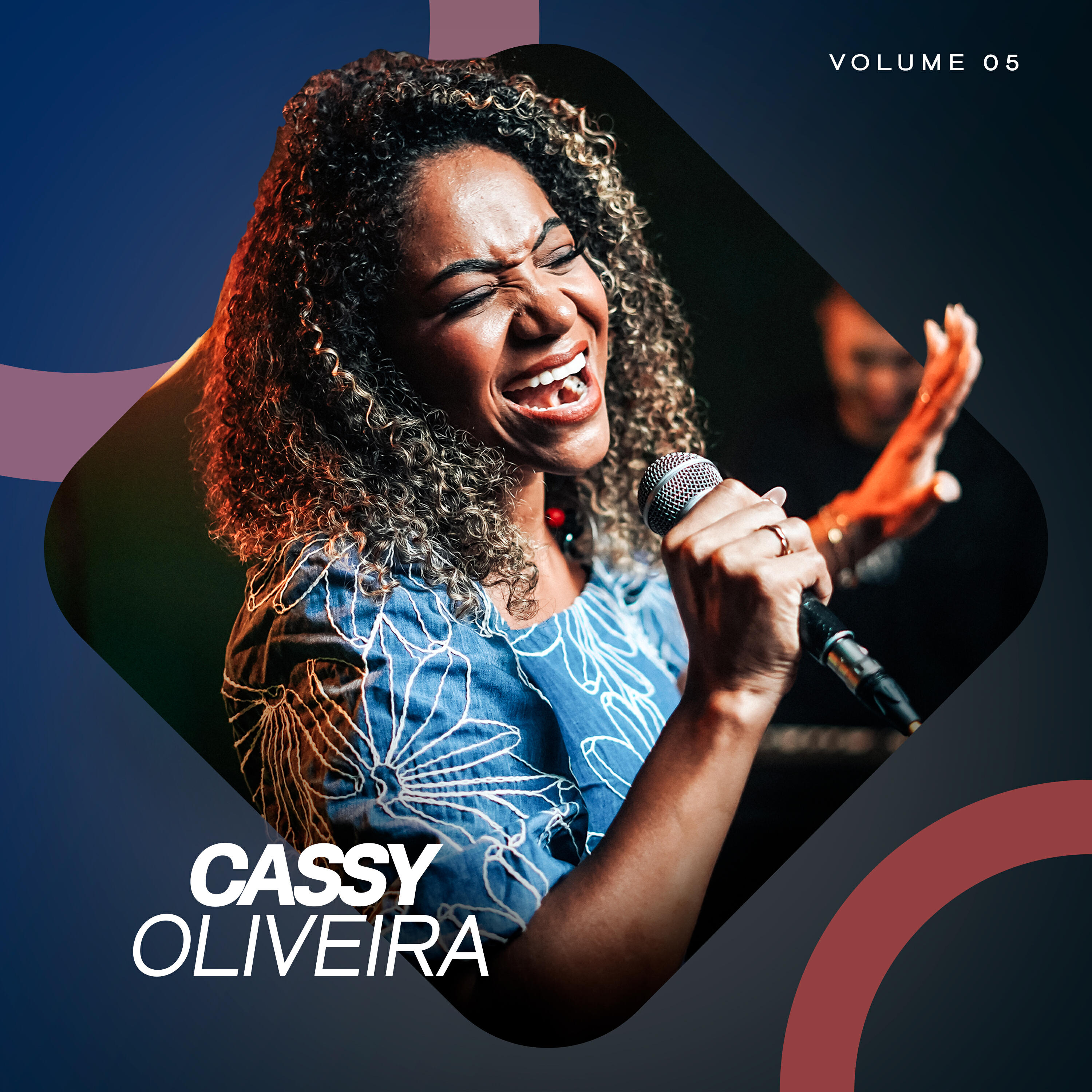Cassy Oliveira
