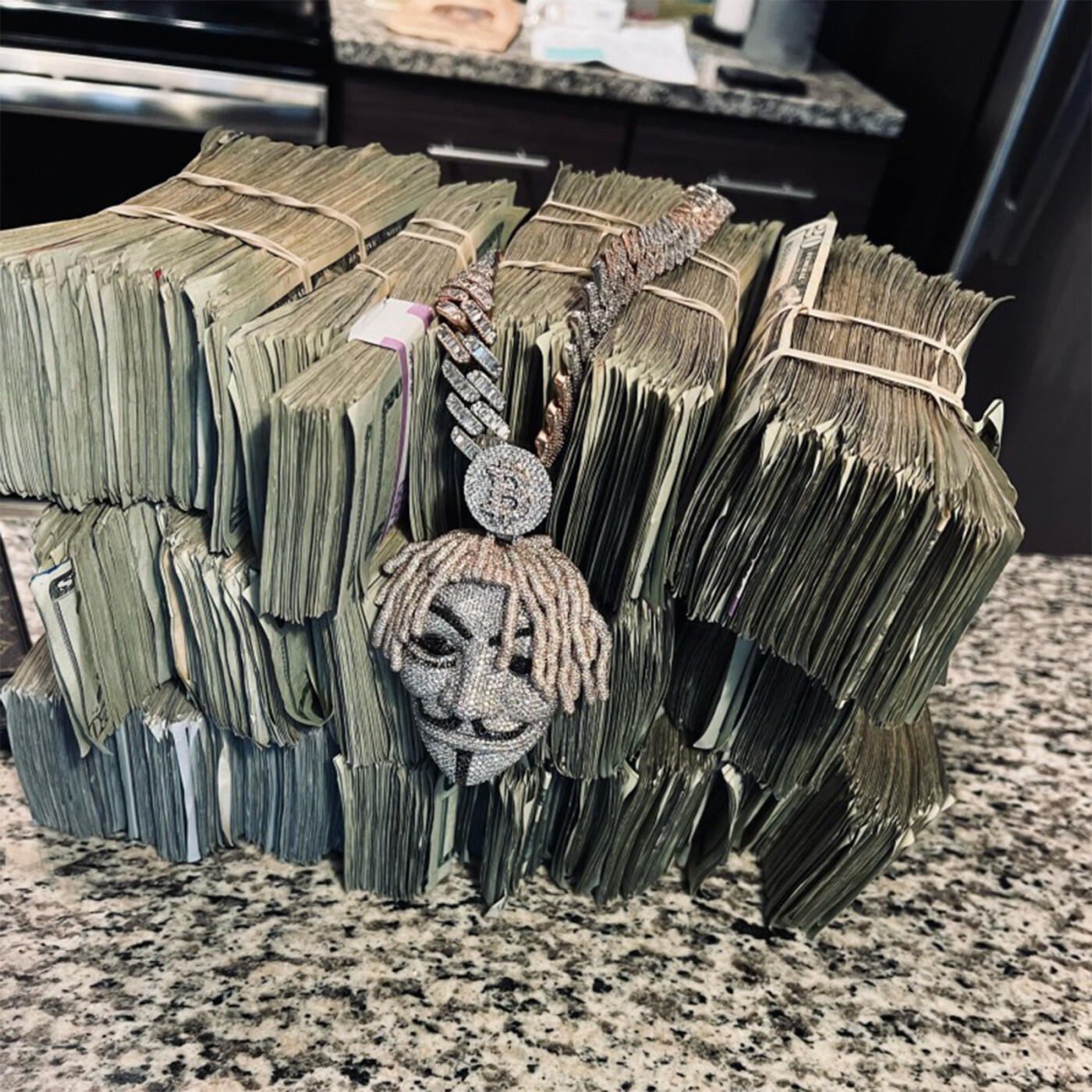 Релиз Million Dollar Criminal