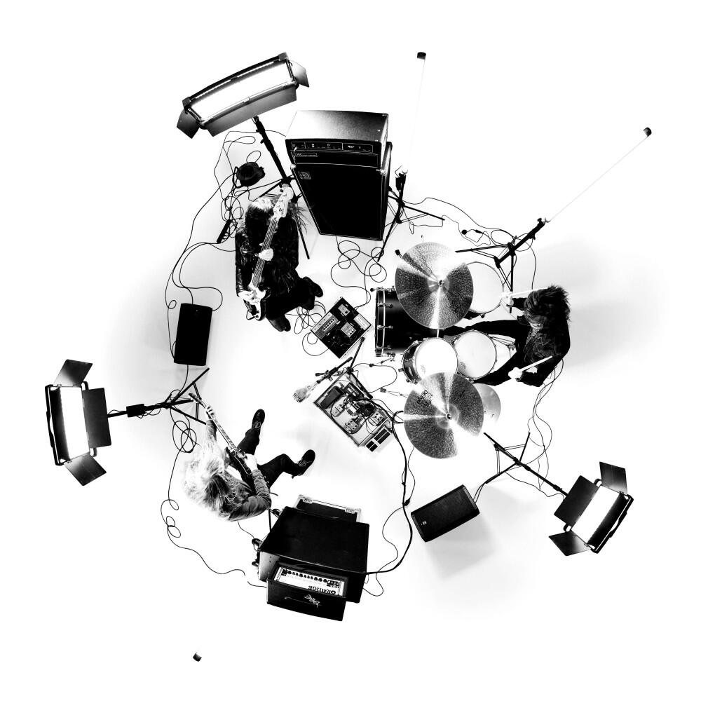 Релиз Engine Down
