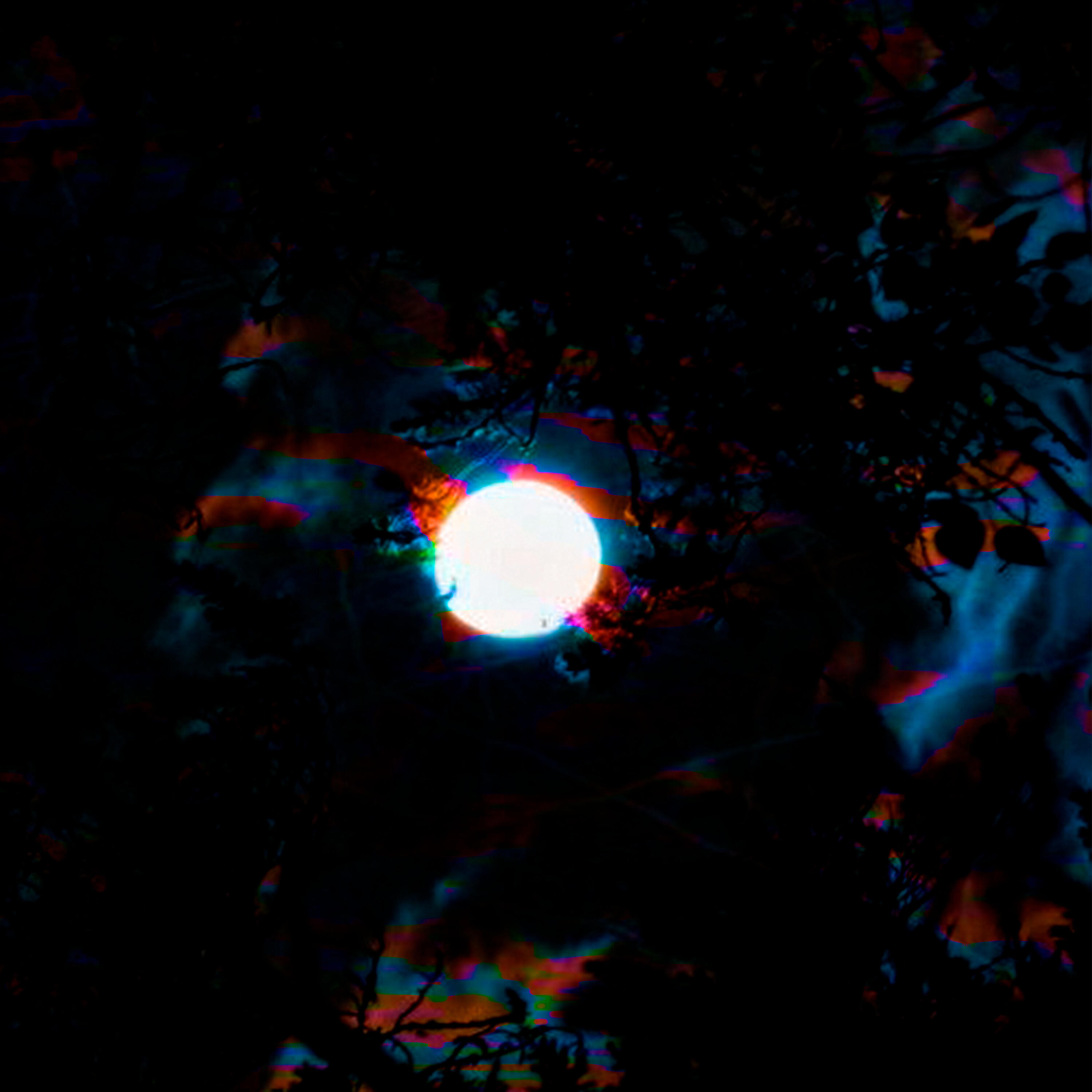 Релиз Luna Llena