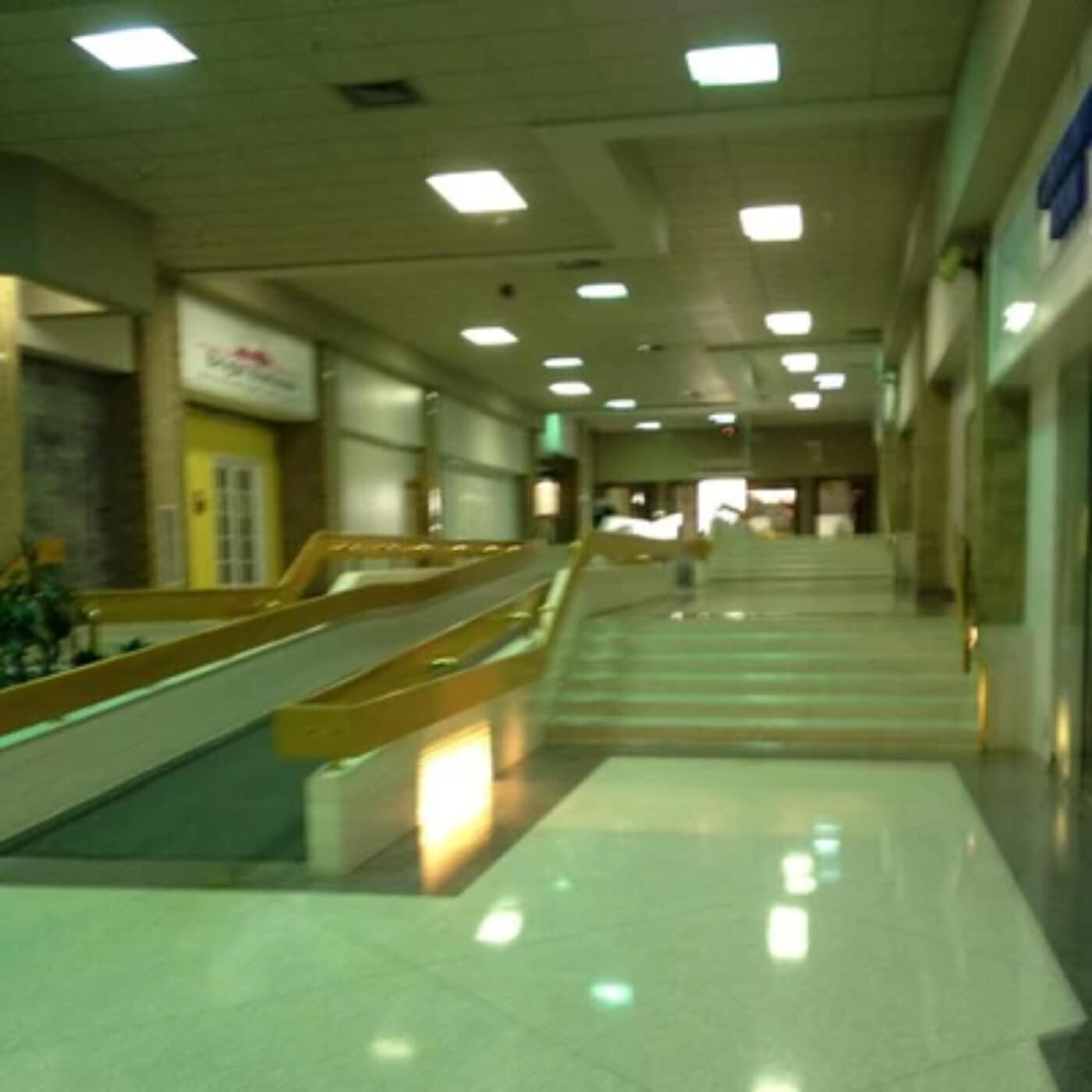 Релиз warm nights but you're lost in shopping mall