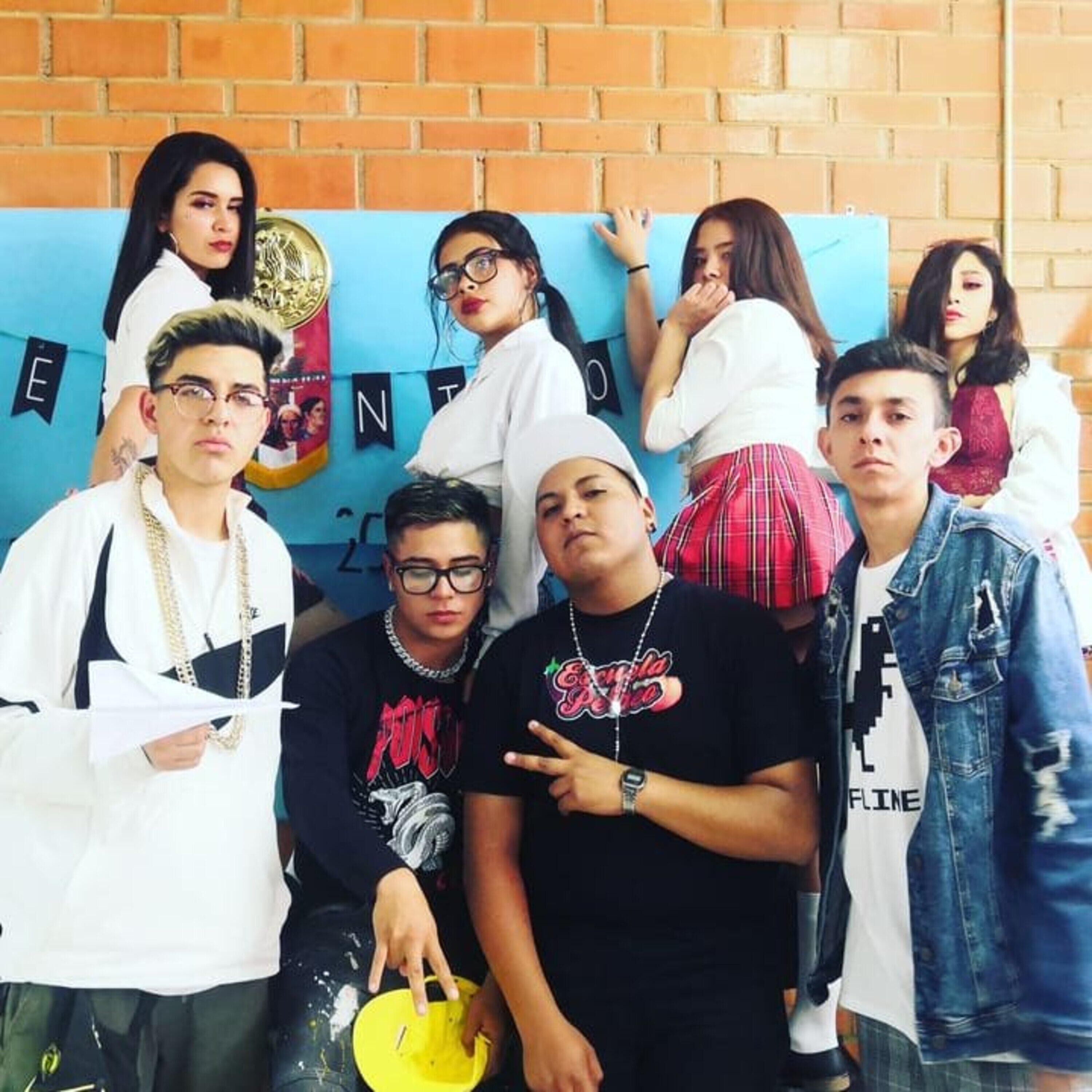 Релиз La Escuela del Perreo