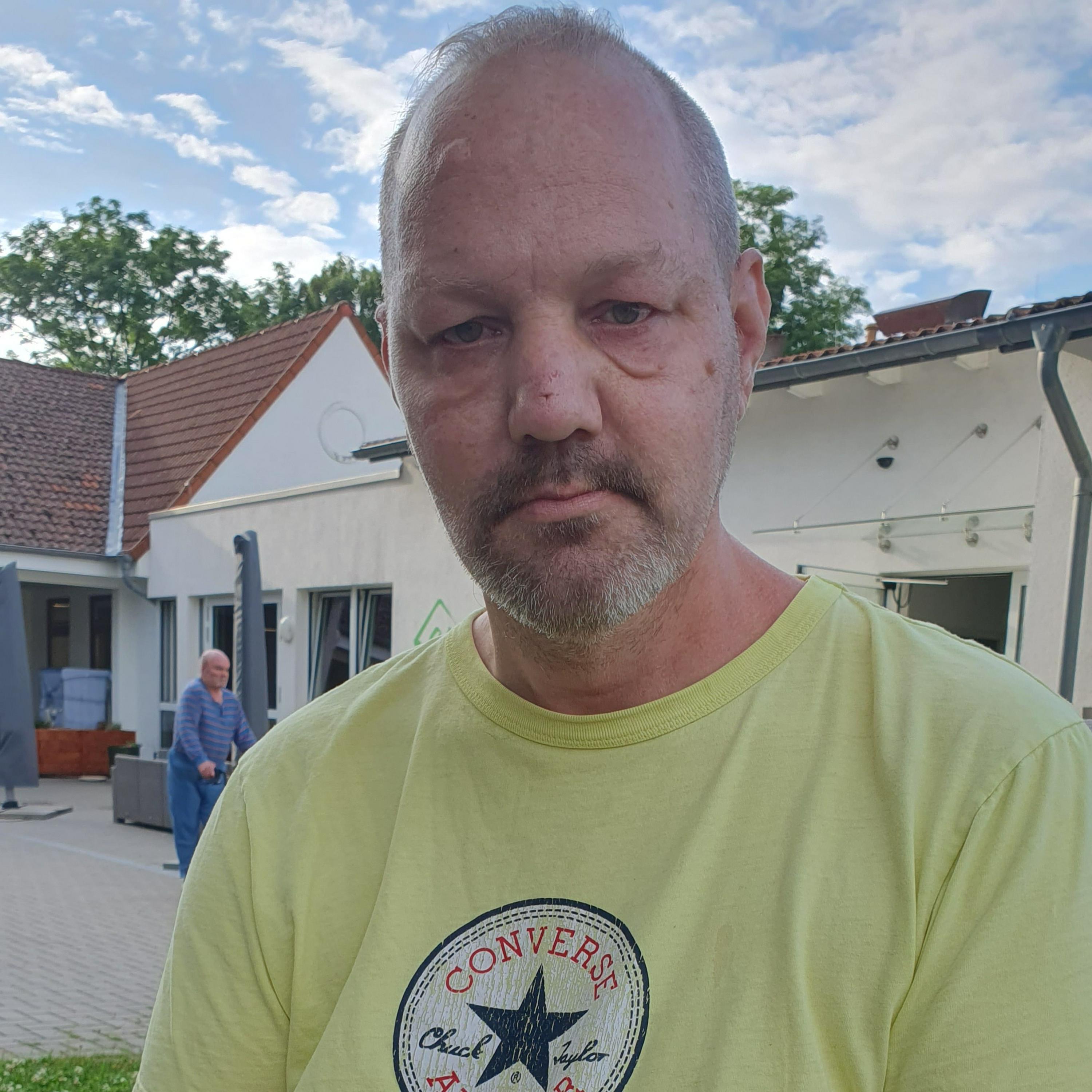 Релиз behalte ihn in meinem Herzen