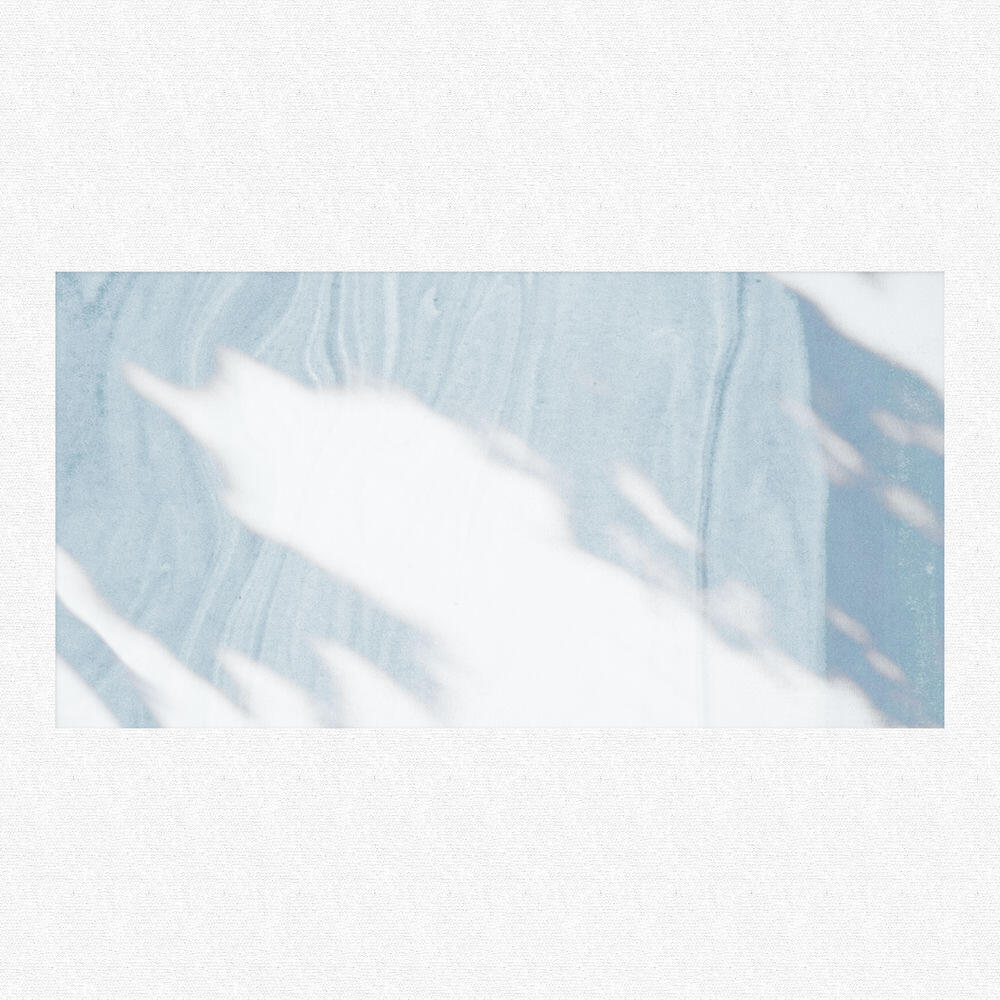 Релиз Leaves