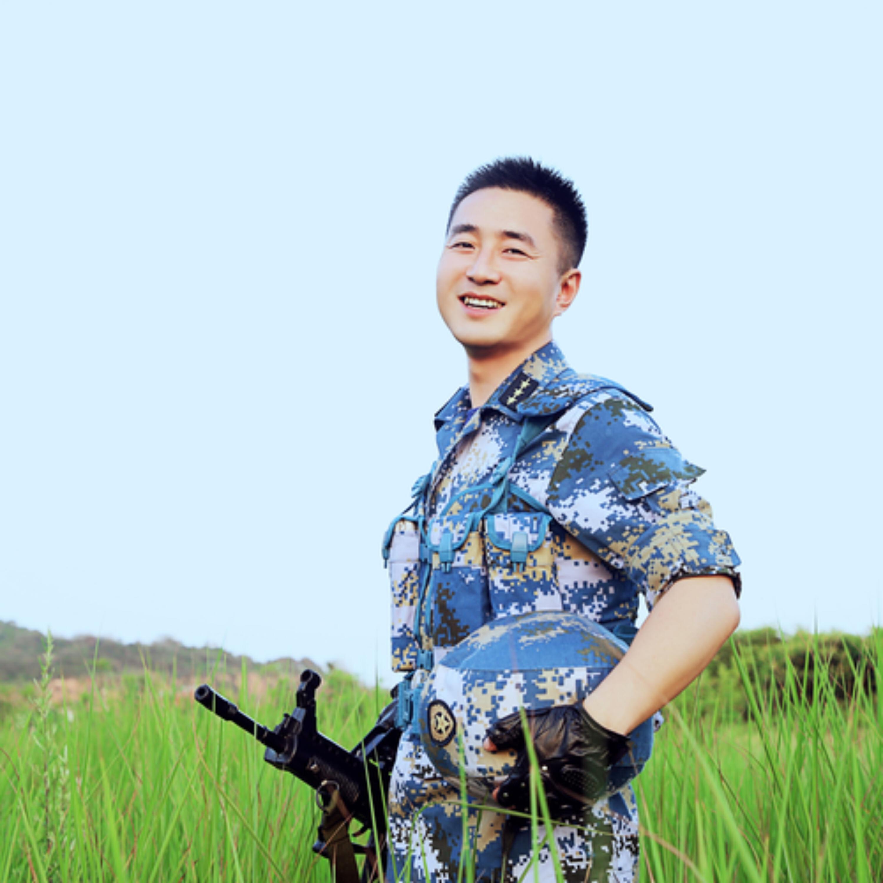 Релиз 青春伴着硝烟飞