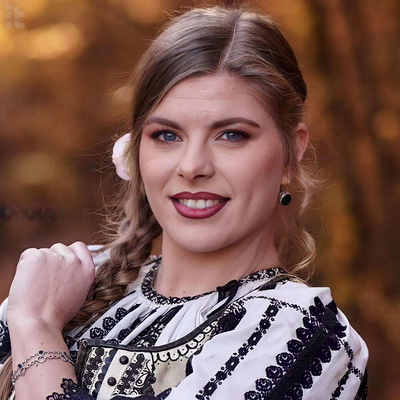 Релиз Din Mijlocul Codrului