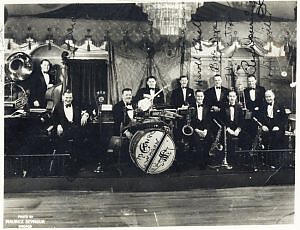 Coon-Sanders' Original Nighthawk Orchestra
