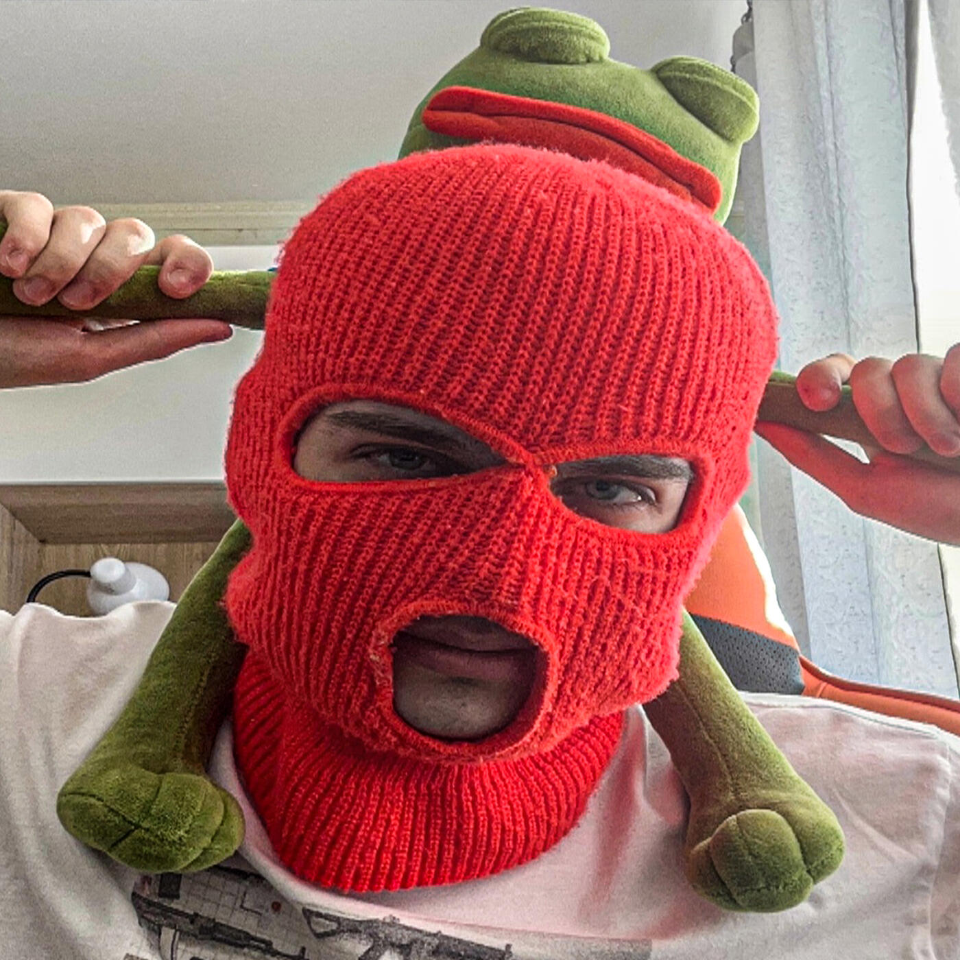 Релиз Песня про подвал отчима