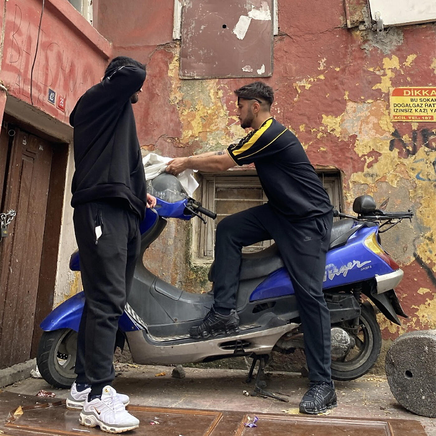 Релиз Koş
