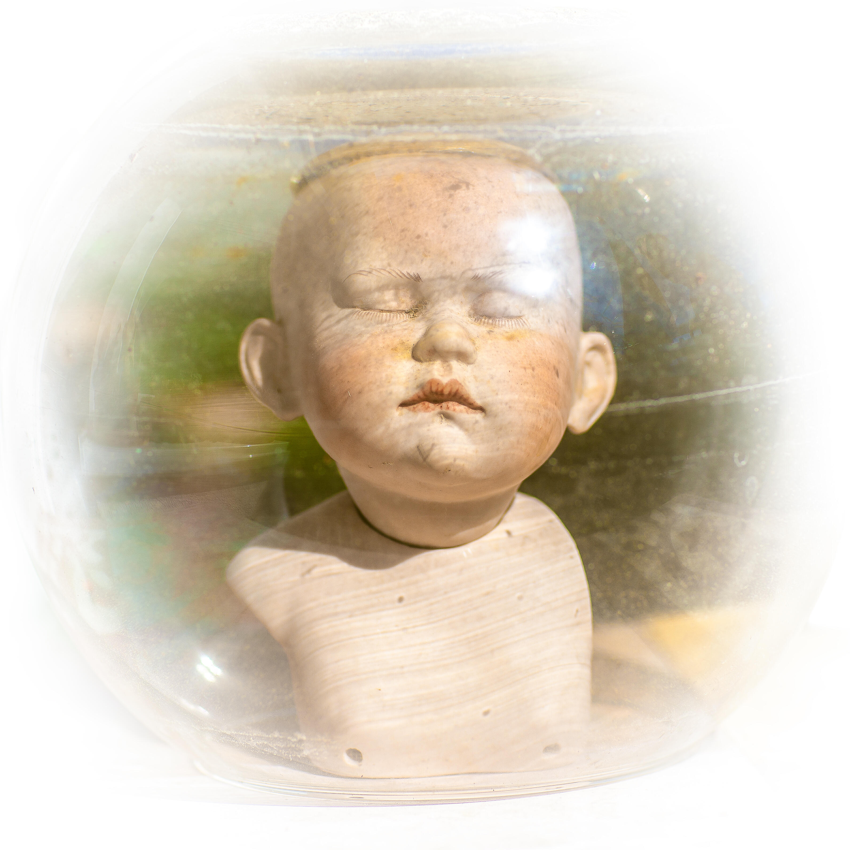 Релиз Somewhere in Between