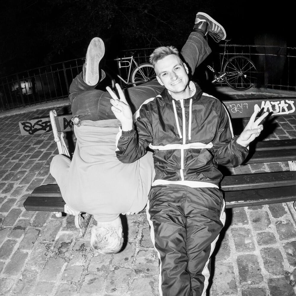 Релиз Paris Nuit