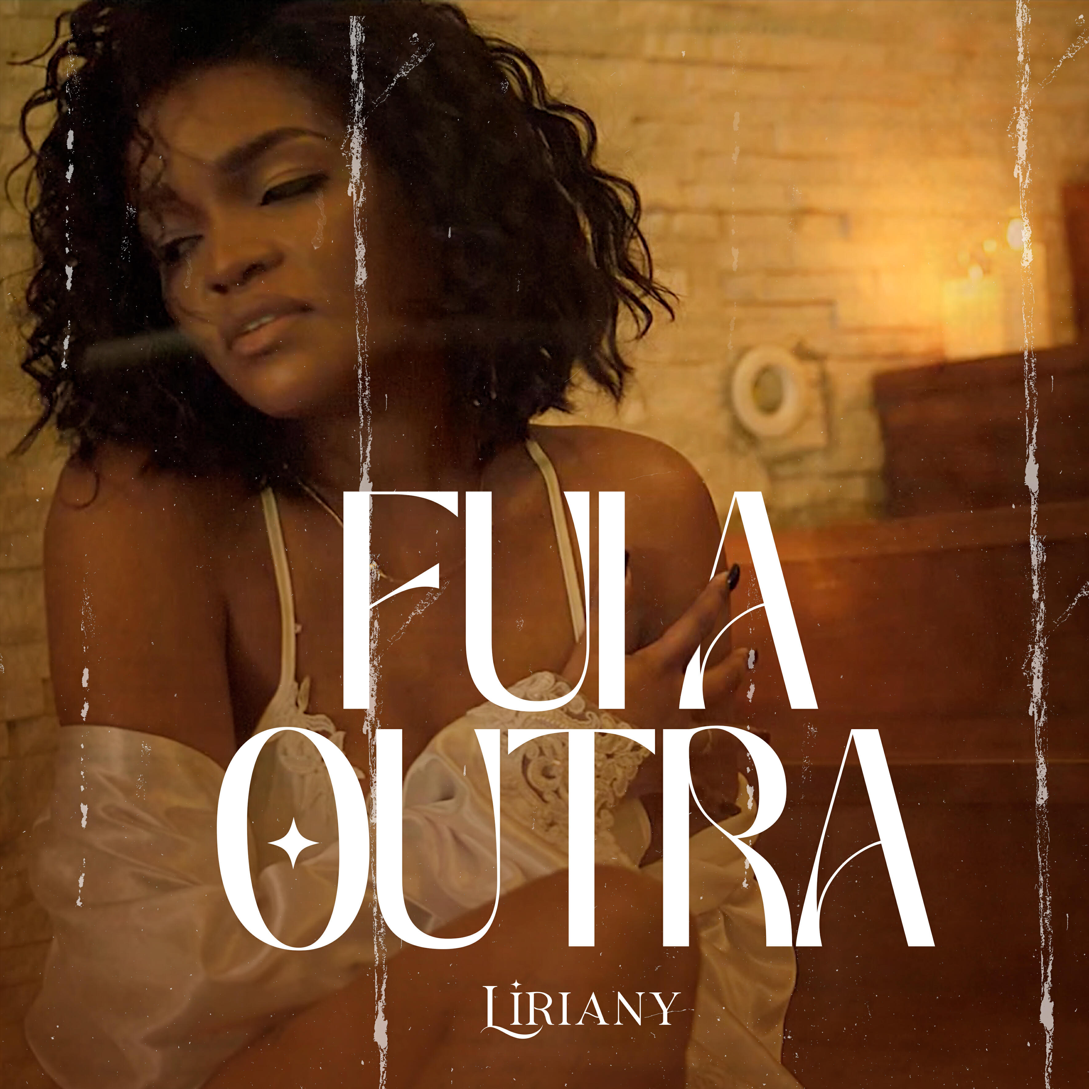 Релиз Fui a Outra