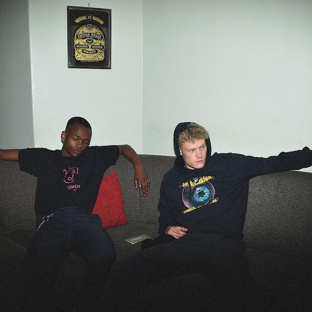 Релиз Die Young