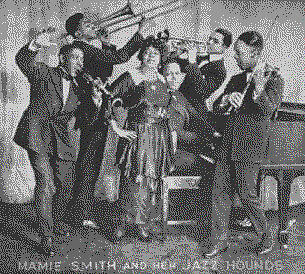Mamie Smith & Her Jazz Hounds