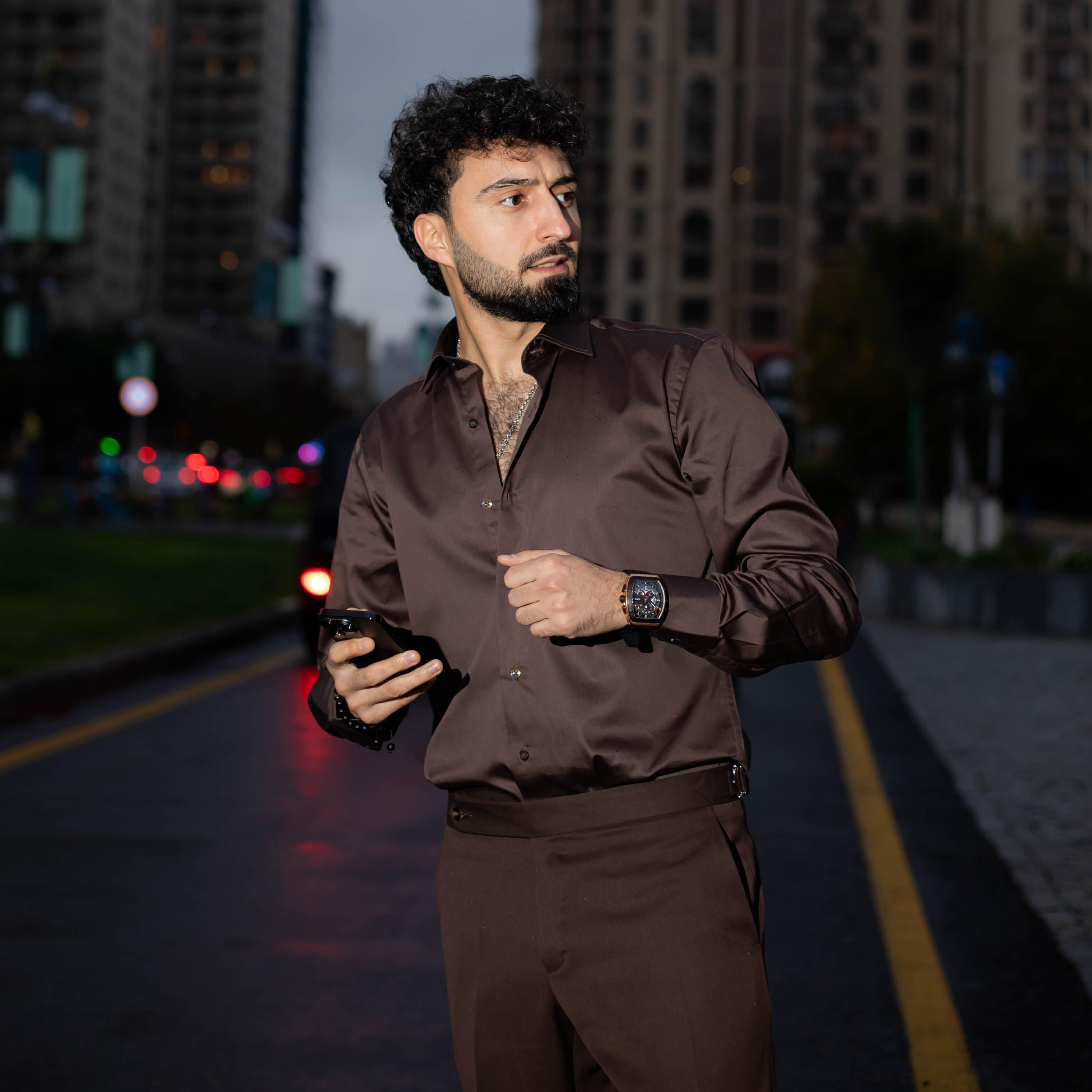 Релиз Gecə Olur Ay Çıxır