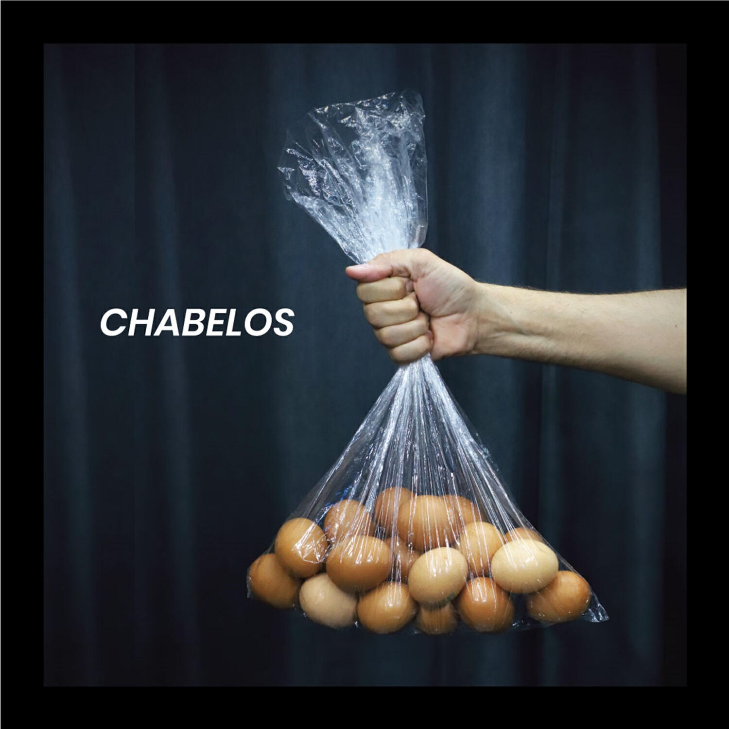 Релиз Con los huevos colgando