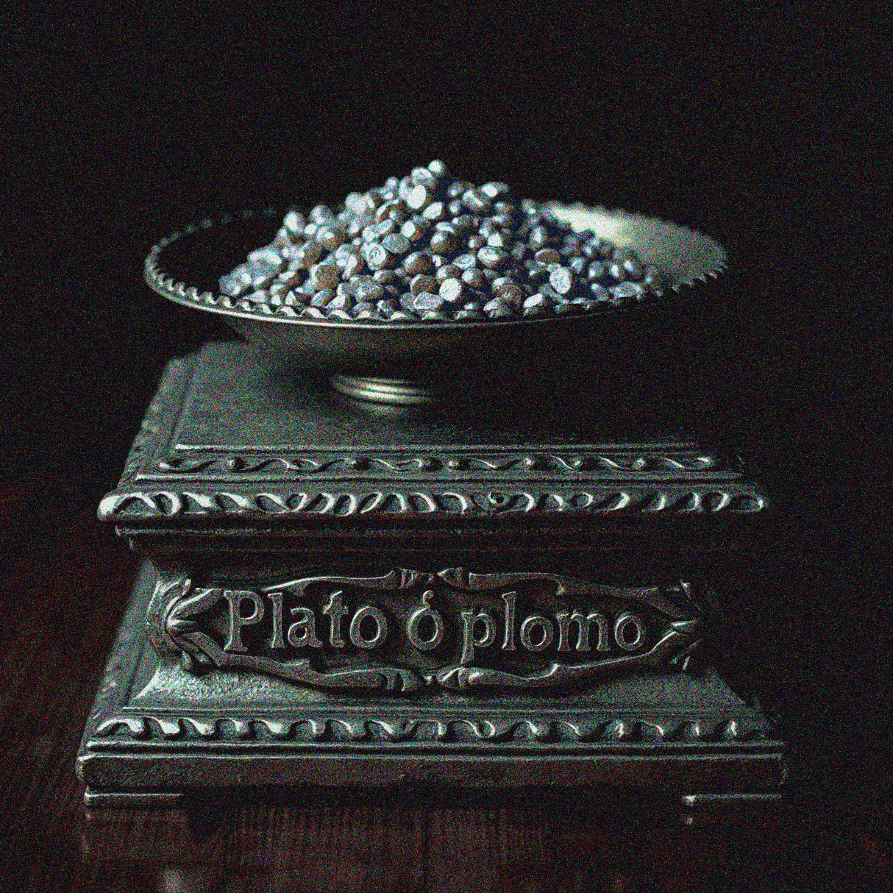Релиз Plato o plomo