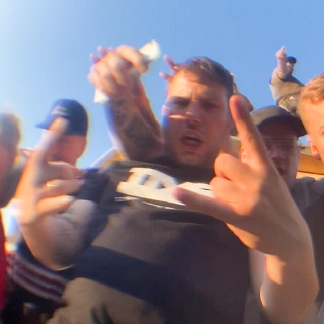 Релиз Alles wieder super