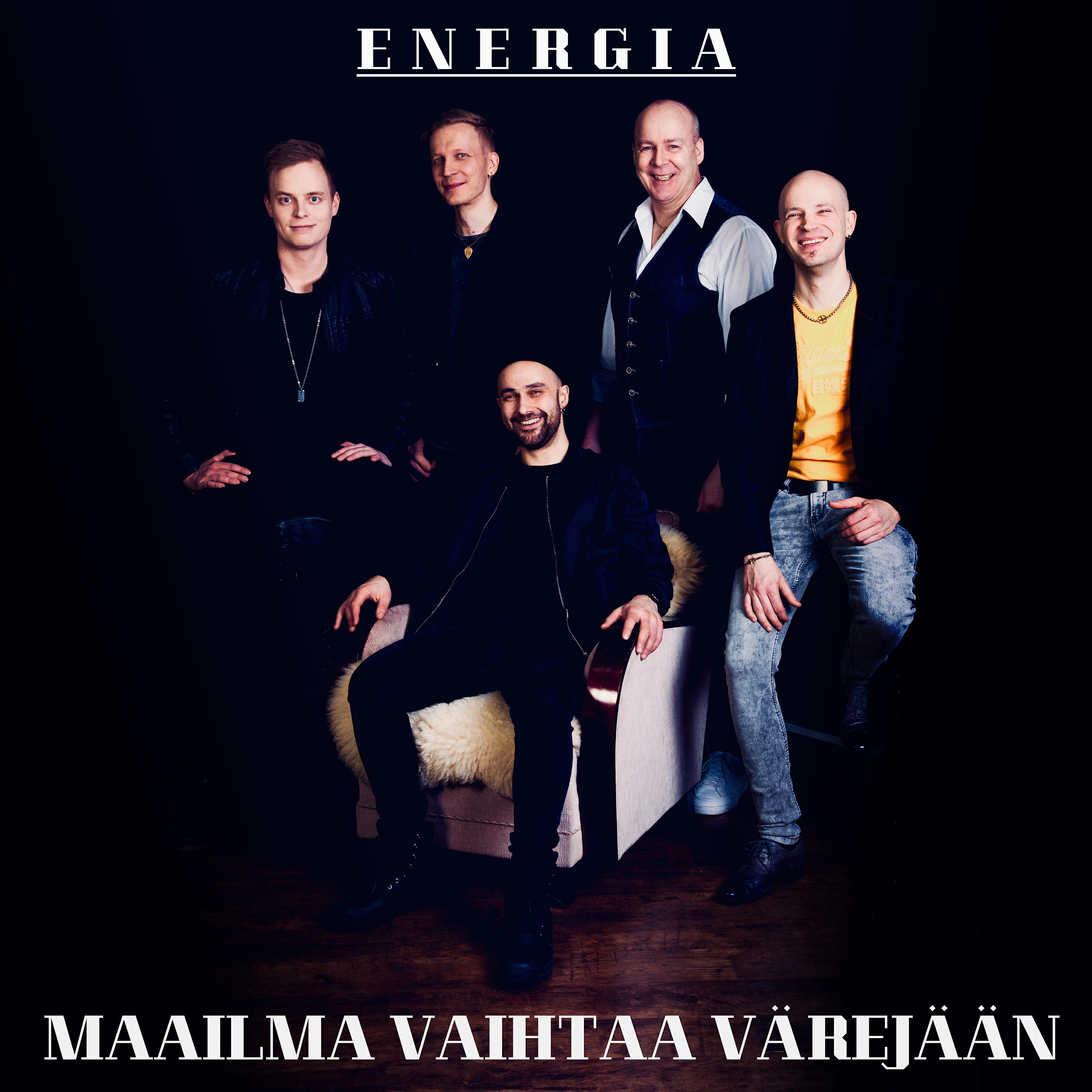 Релиз Maailma vaihtaa värejään