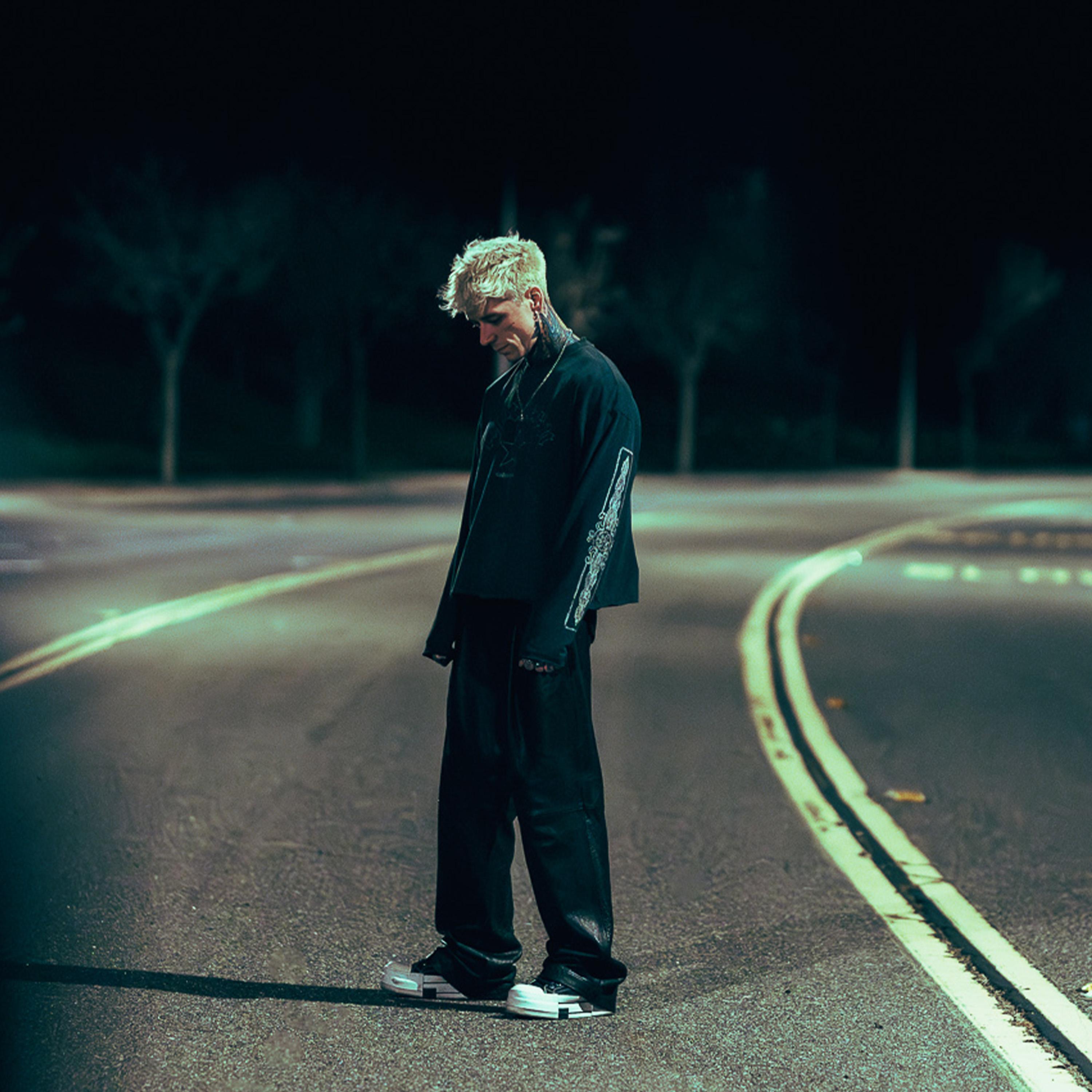 Релиз lonely