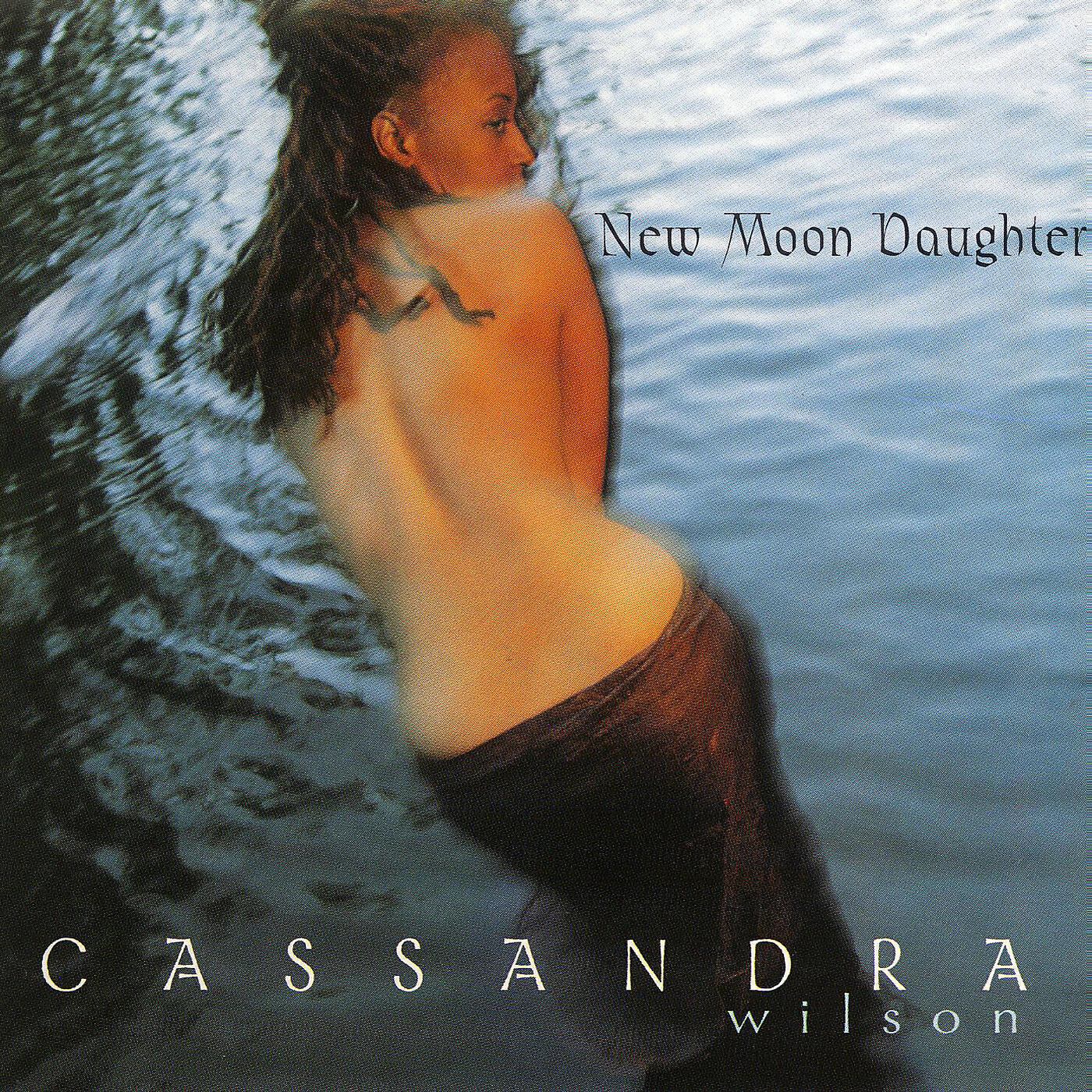 Релиз New Moon Daughter